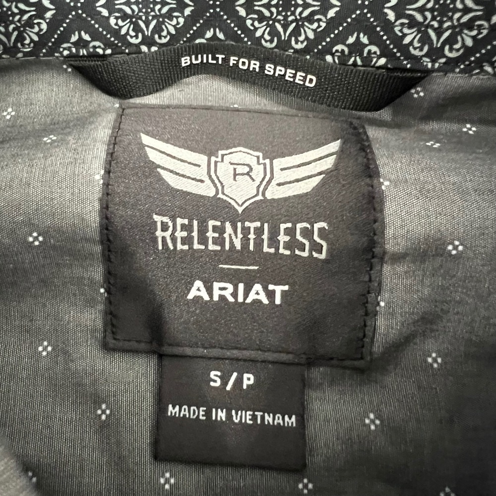 Ariat Relentless Button Down Shirt Mens Small Gray Diamond Print Long Sleeve - Picture 2 of 7